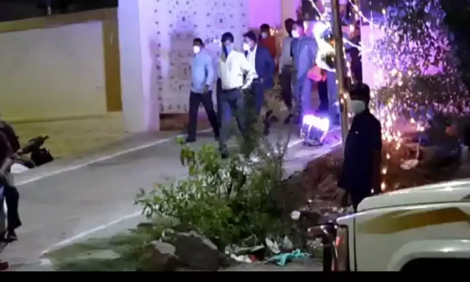 No lockdown for VIPs: Hyd wedding sparks row, cops silent