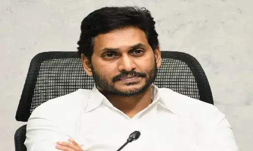 Jagan reviews irrigation projects in Andhra Pradesh