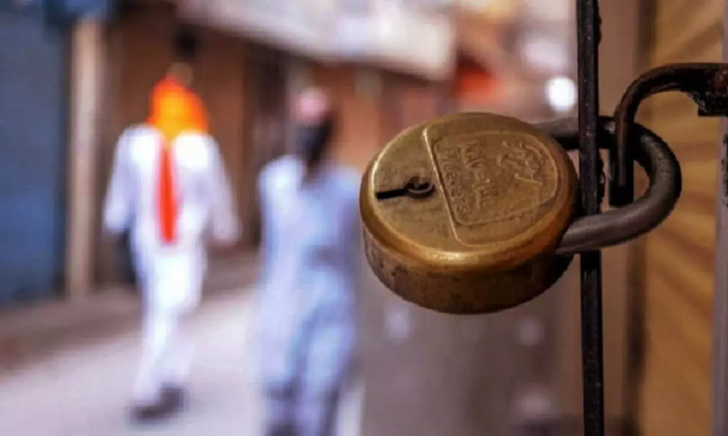 Ease lockdown only in districts with less than 5% positivity rate, says ICMR