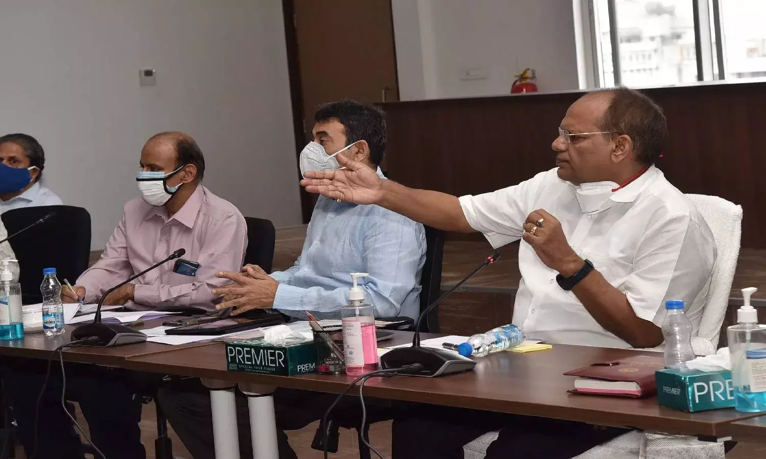 TS begins discussions on conducting digital land survey