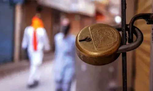 Ease lockdown only in districts with less than 5% positivity rate, says ICMR