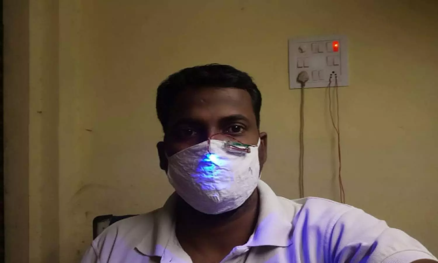 Inventor Raju:  Warangal youth develops UV mask to keep COVID at bay