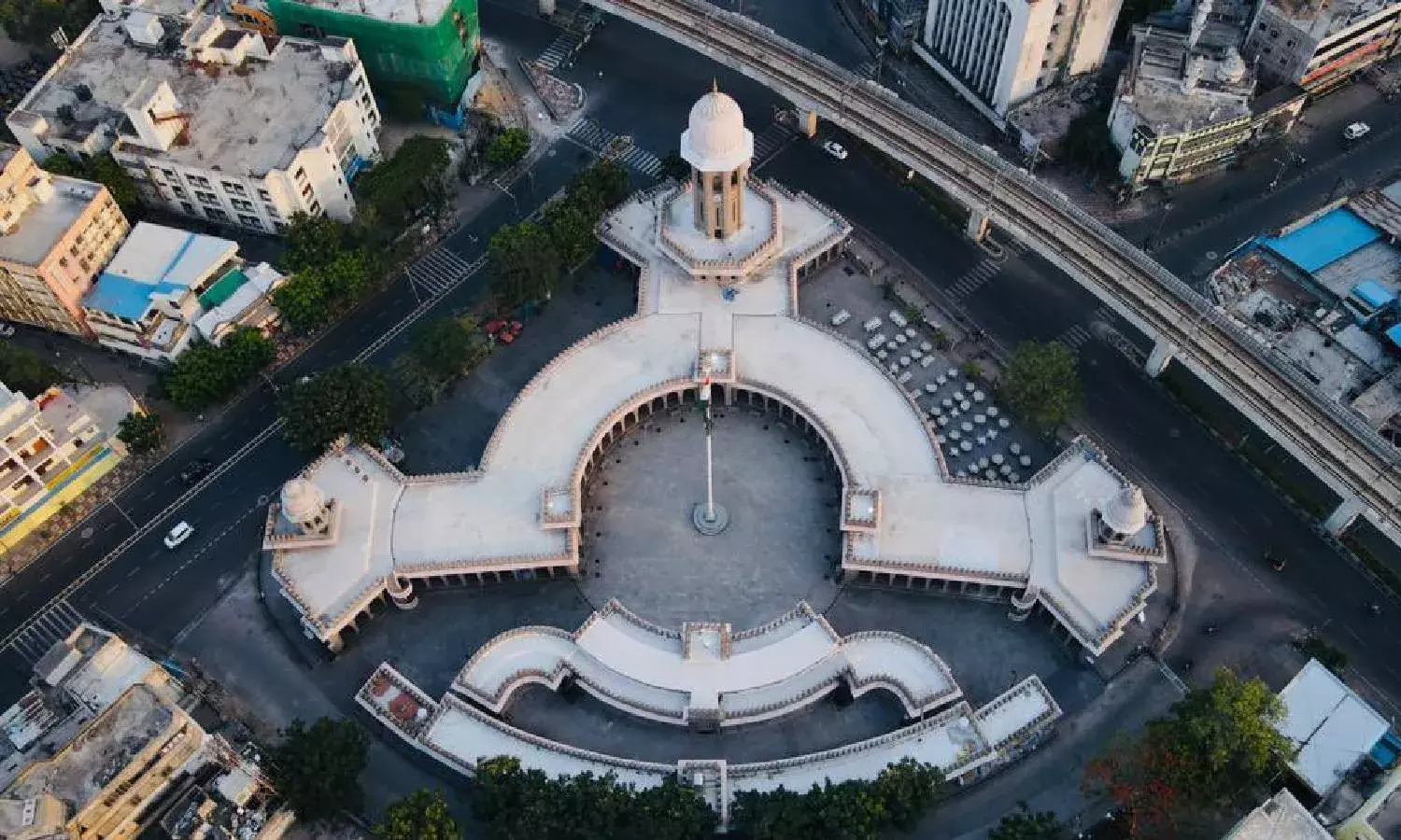 Telangana cabinet extends lockdown by 10 days; daily relaxation increased to 11-hours