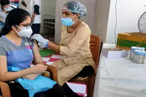 Students travelling abroad can now get Covishield second dose before 84 days Students travelling abroad can now get Covishield second dose before 84 days