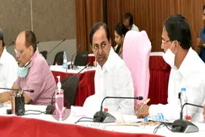`Nayak rebooted: KCR to pay surprise visit to Panchayats, ULBs; assess developmental works `Nayak rebooted: KCR to pay surprise visit to Panchayats, ULBs; assess developmental works