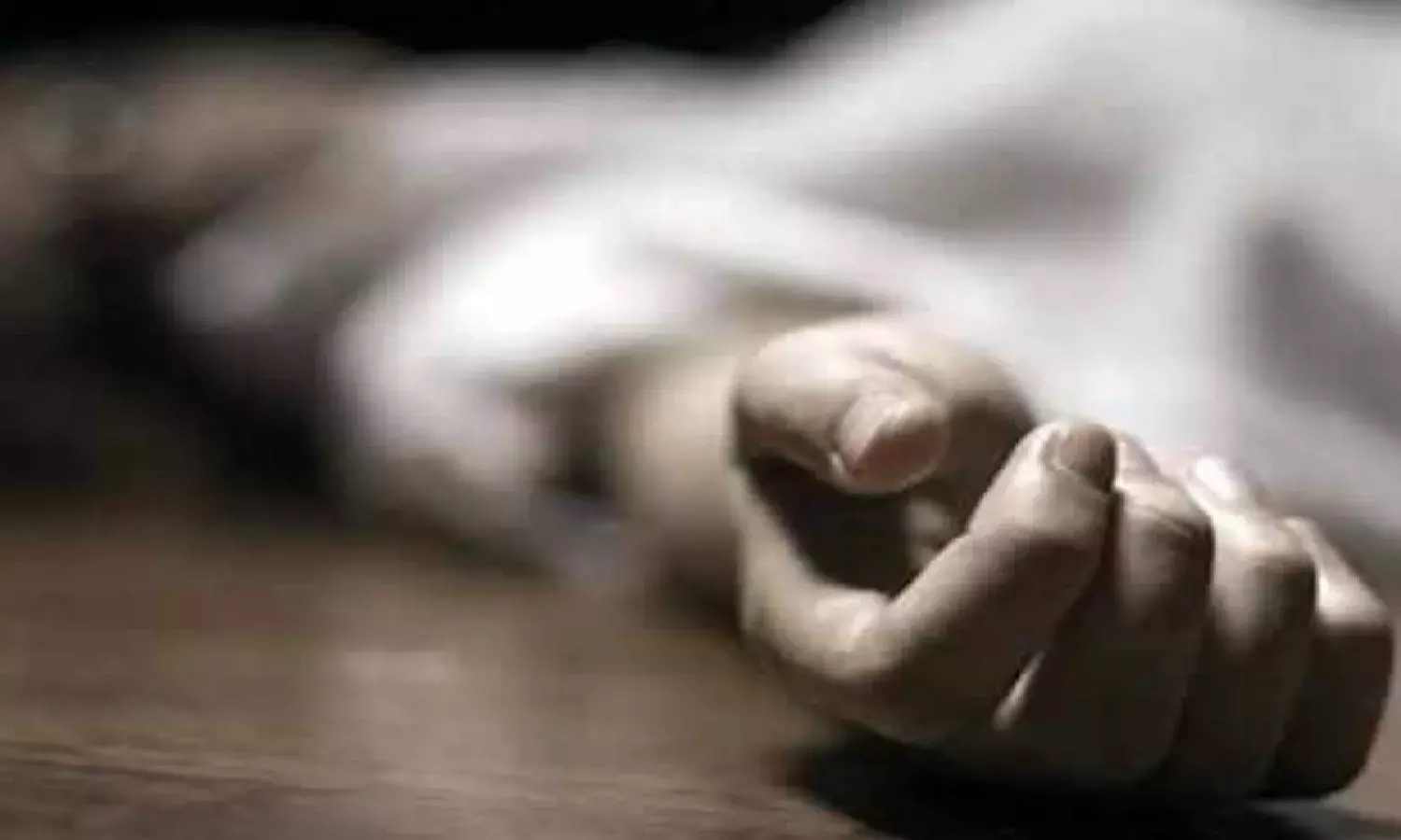 YSRCP worker shoots relative in Kadapa over family dispute, later ends his life