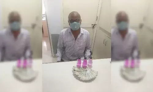 Karimnagar cop caught taking Rs 15,000 bribe, held