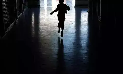 14YO Kukatpally boy ends his life after parents snatch his phone