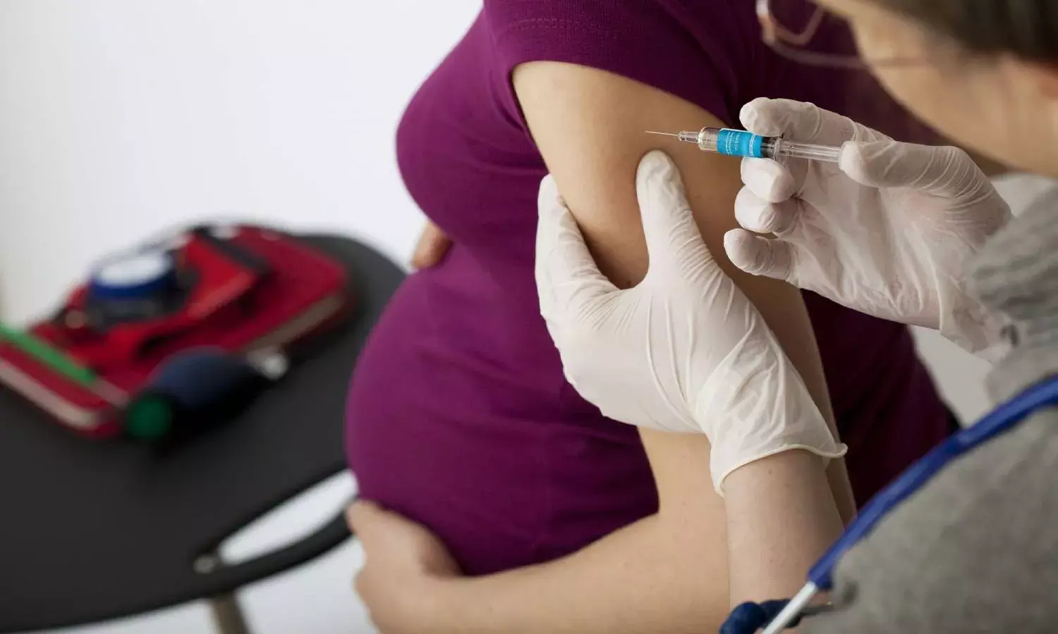 Health Ministry allows COVID19 vaccination for pregnant women, CoWIN registration, walk-in allowed