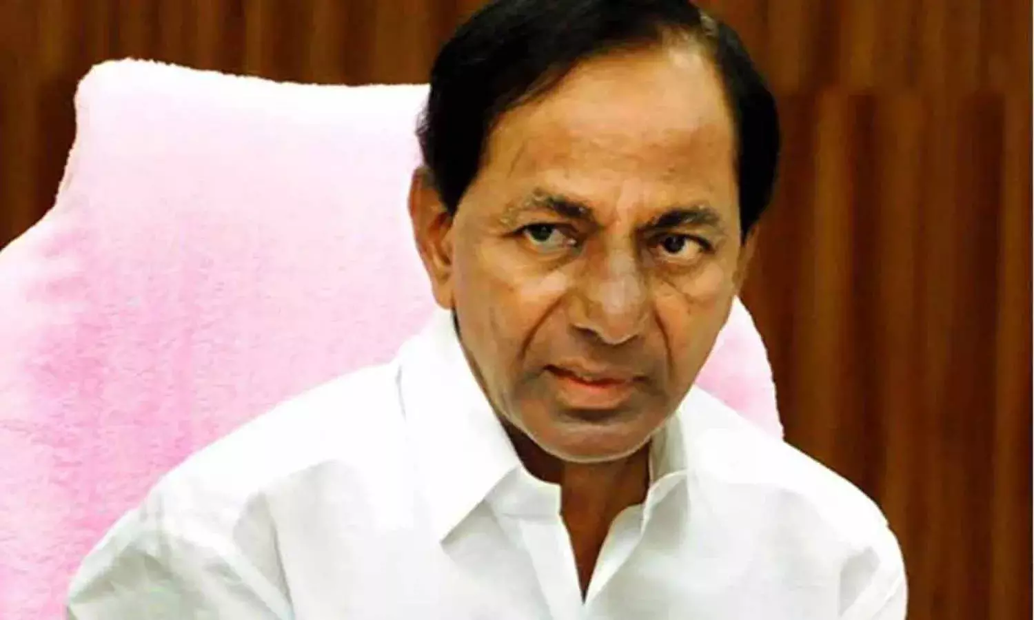 Telangana will oppose APs illegal Pothireddypadu project: KCR