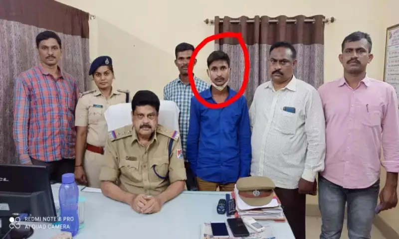 Railway police  busts gang using fake letterheads of MPs, MLAs to confirm waitlisted train tickets