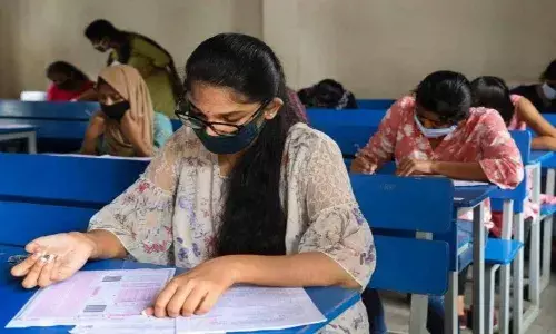 TS Inter Board warns colleges against conducting classes physically