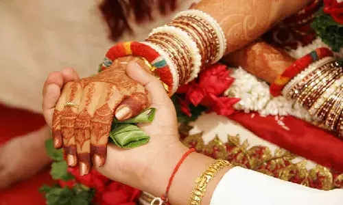 Con woman who married three men for money arrested in Tirupati