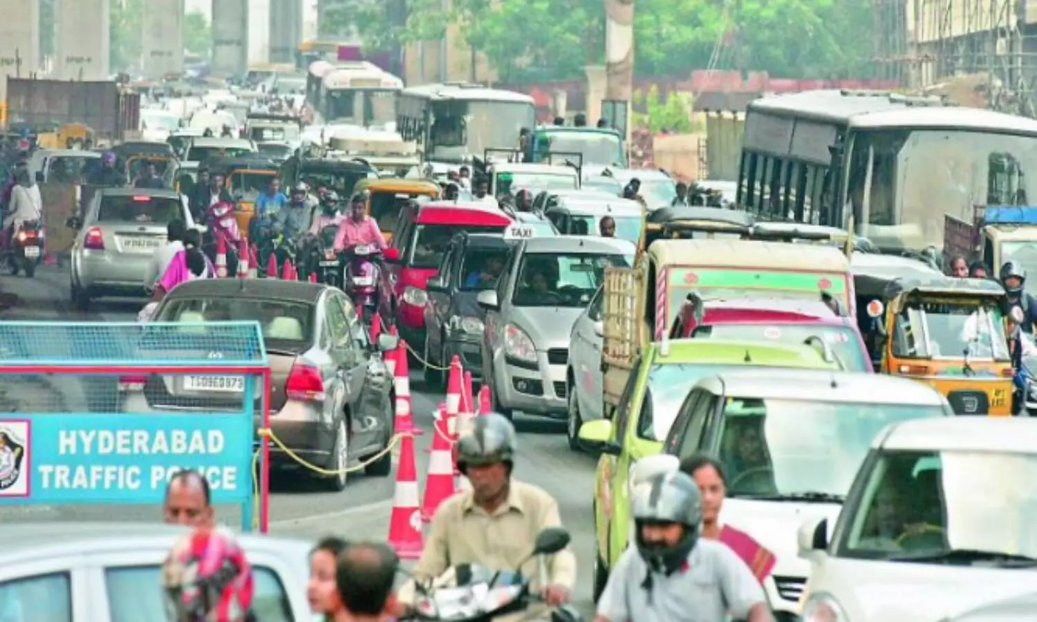 Eid traffic advisory: Check these routes before commuting in Hyderabad city
