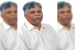 Prof Basuthkar Jagadeeshwar Rao of IISER Tirupati appointed UoH Vice-Chancellor Prof Basuthkar Jagadeeshwar Rao of IISER Tirupati appointed UoH Vice-Chancellor