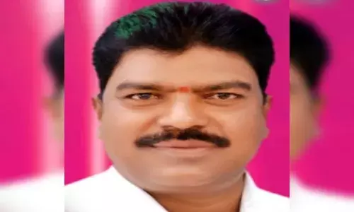 Huzarabad by-poll: KCR appoints SC leader Banda Srinivas as TSSCDCL chairman