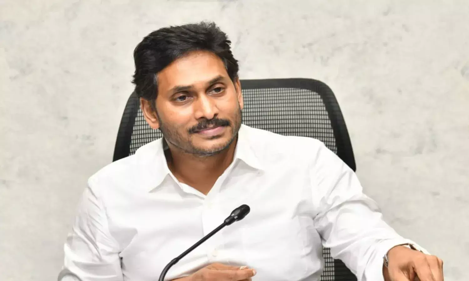Jagan releases second tranche of Rs. 693.81 cr under Vidya Deevena scheme