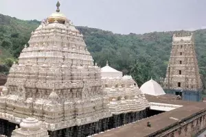 Simhachalam temple gold audit not done for past 12 years; devotes express anger Simhachalam temple gold audit not done for past 12 years; devotes express anger
