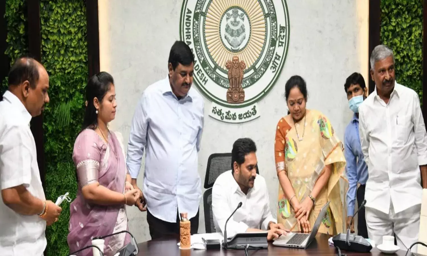 AP: 7 lakh Agri Gold victims receive Rs 666.84 crore compensation from state