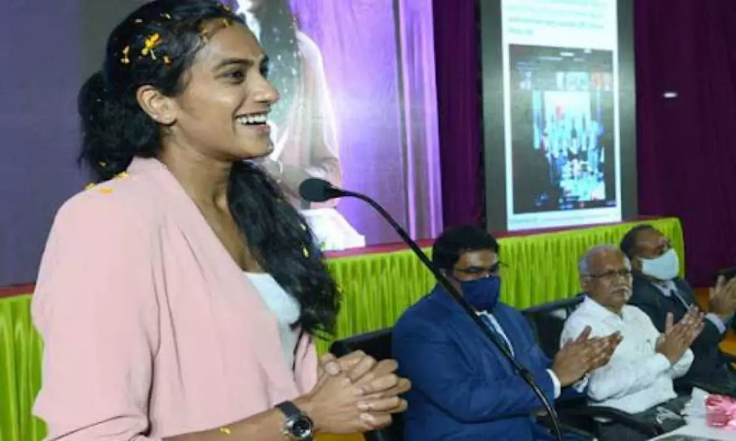 RINL felicitates PV Sindhu for Olympic win