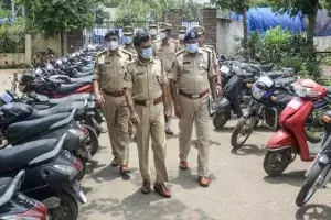 Vizag: Motorbike lifting gang busted; 10 arrested, 76 stolen two-wheelers recovered Vizag: Motorbike lifting gang busted; 10 arrested, 76 stolen two-wheelers recovered