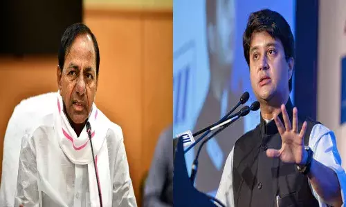 Jyotiraditya Scindia seeks KCRs help in expediting Warangal airport works