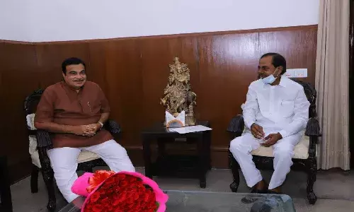 KCR seeks Centres support on TS infrastructure projects