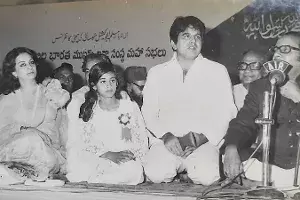 Of Dilip Kumars love for Hyderabadi biryani and Urdu poetry Of Dilip Kumars love for Hyderabadi biryani and Urdu poetry