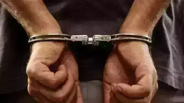 4 held for brutal murder of auto driver