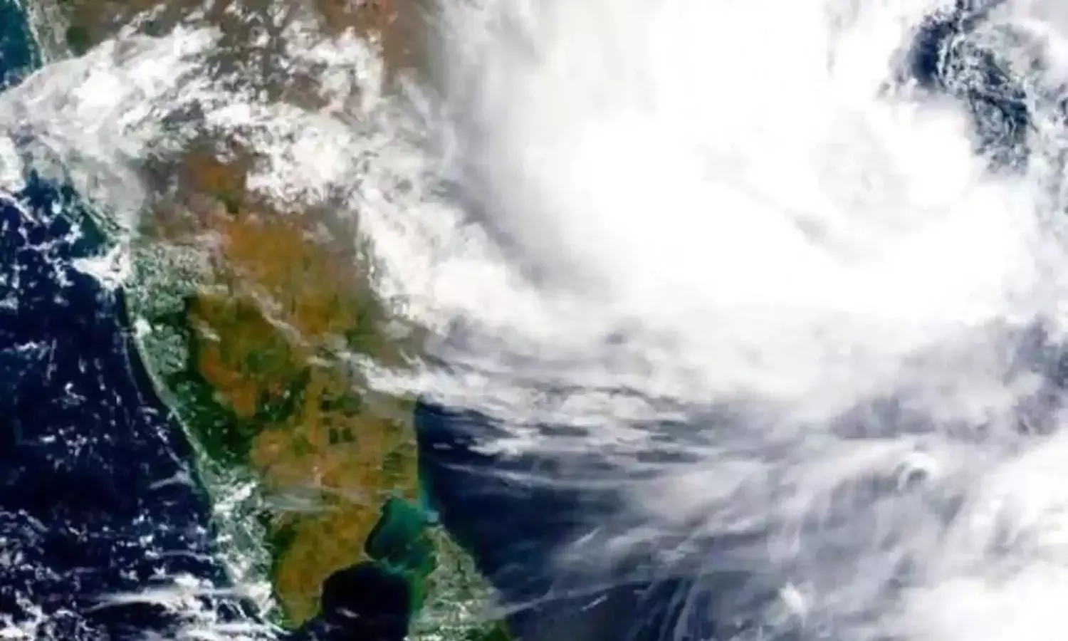 `Gulab: Cyclone crosses Andhra-Odisha coast; 26K people evacuated, three missing fishermen untraceable