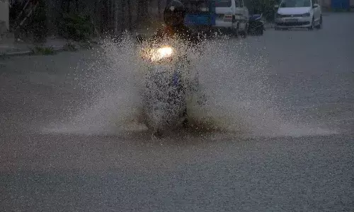Flash flood warning for Telangana for next 24hrs