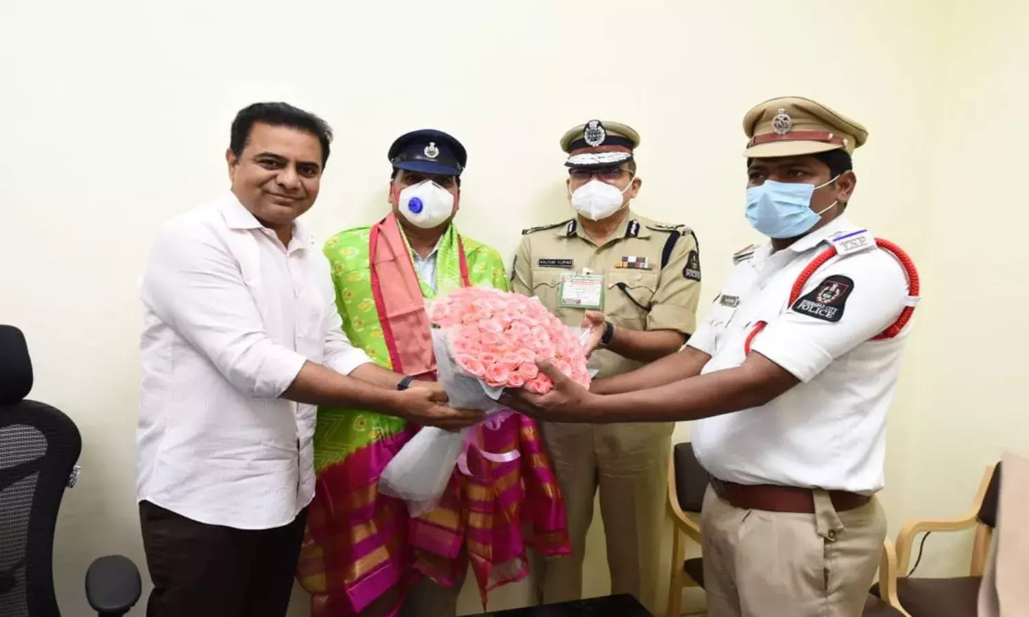 KTR felicitates cops who challaned his vehicle for violating traffic rules