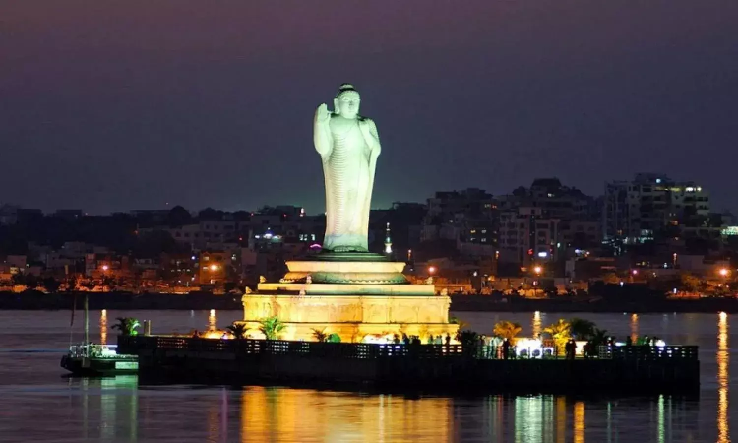 GHMC to appoint Special Commissioner for lakes