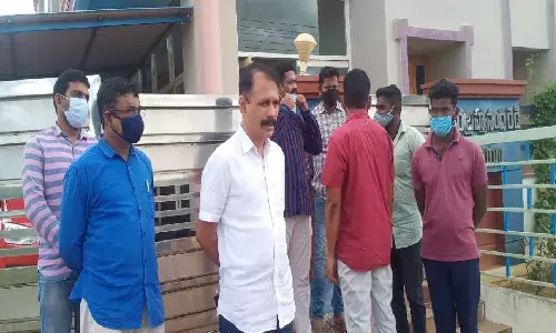 ACB arrests Parvathipuram Dy Medical Officer in disproportionate assets case
