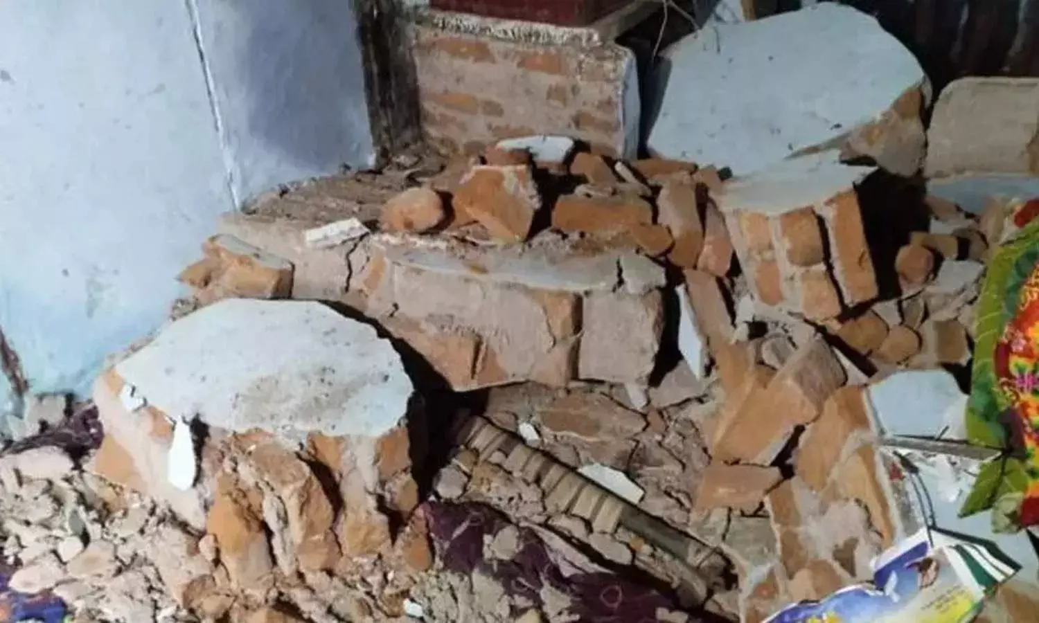 Gadwal tragedy: House wall collapses; 5 of family killed, two injured