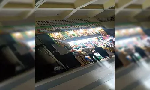 Stall at MGBS fined for charging biscuit packet above MRP