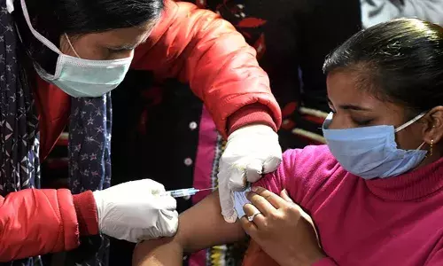 Celebrations start as India crosses 100 crore Covid-19 vaccination mark