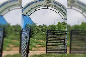 Encroachments galore in Medipally: Sainagar Colony fear losing Public Park Encroachments galore in Medipally: Sainagar Colony fear losing Public Park