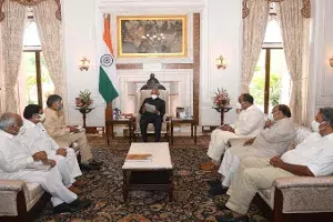 Invoke Article 356, impose presidents rule in AP: Naidu urges Kovind Invoke Article 356, impose presidents rule in AP: Naidu urges Kovind
