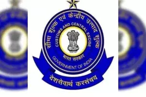 How a gold smuggler got 2 Hyderabad Customs officials arrested by CBI How a gold smuggler got 2 Hyderabad Customs officials arrested by CBI