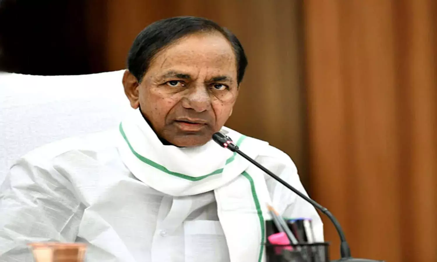 Centre must rollback cess on fuel; Telangana did not raise VAT since 2014: KCR