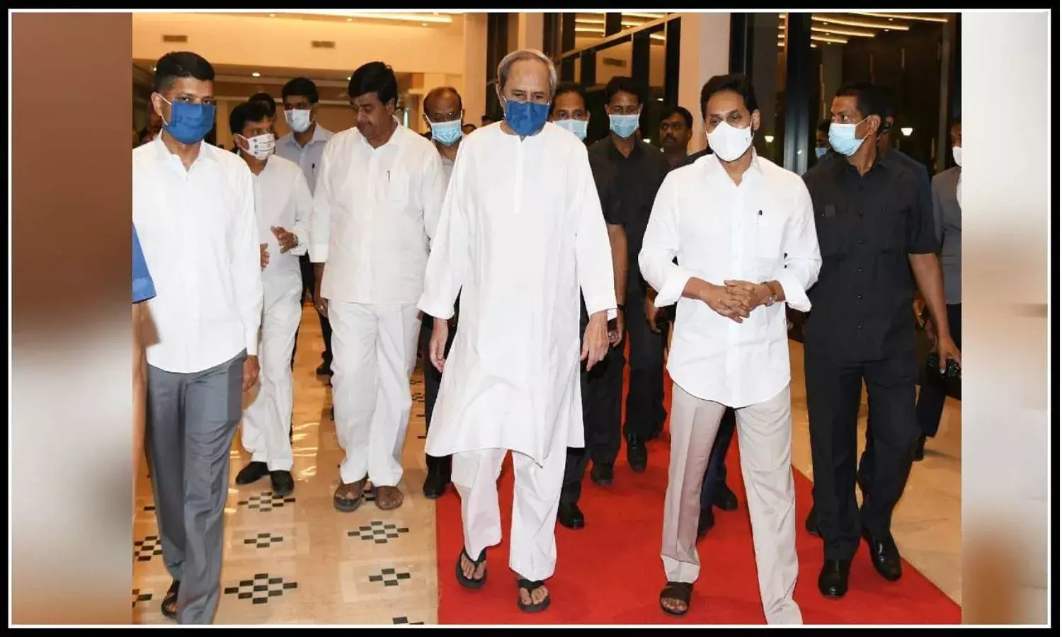 Jagan meets Naveen Patnaik; AP, Odisha decide to resolve host of issues