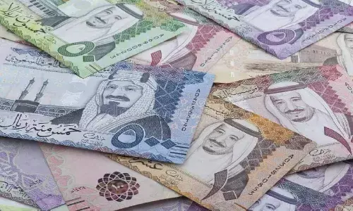 CISF seizes 65K Saudi Riyals from Abu Dhabi-bound passenger at Hyderabad airport