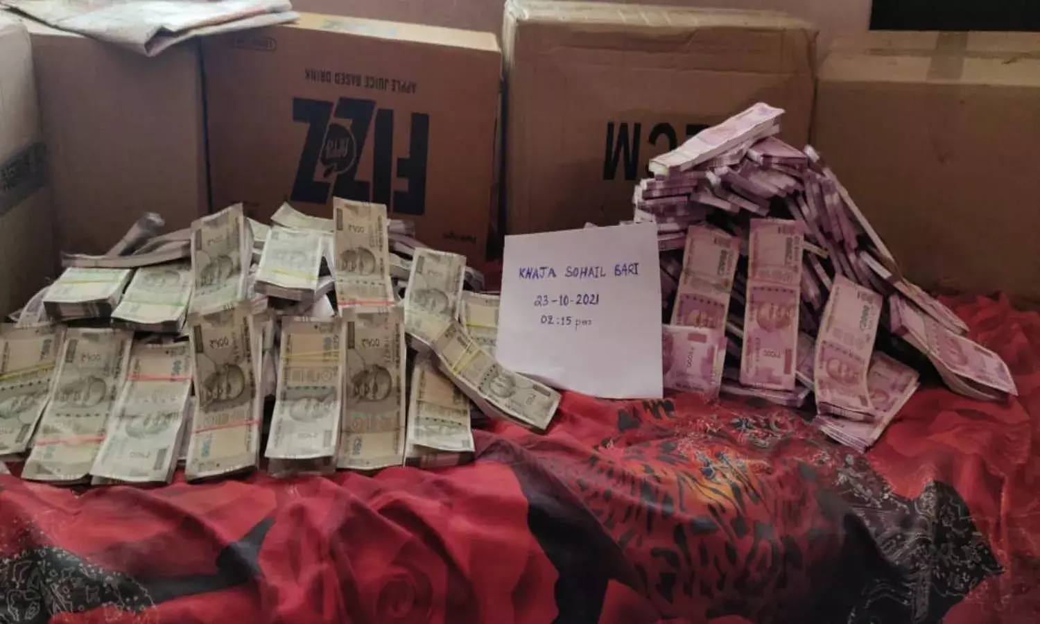 Fake currency of 15 lakh found in Golconda