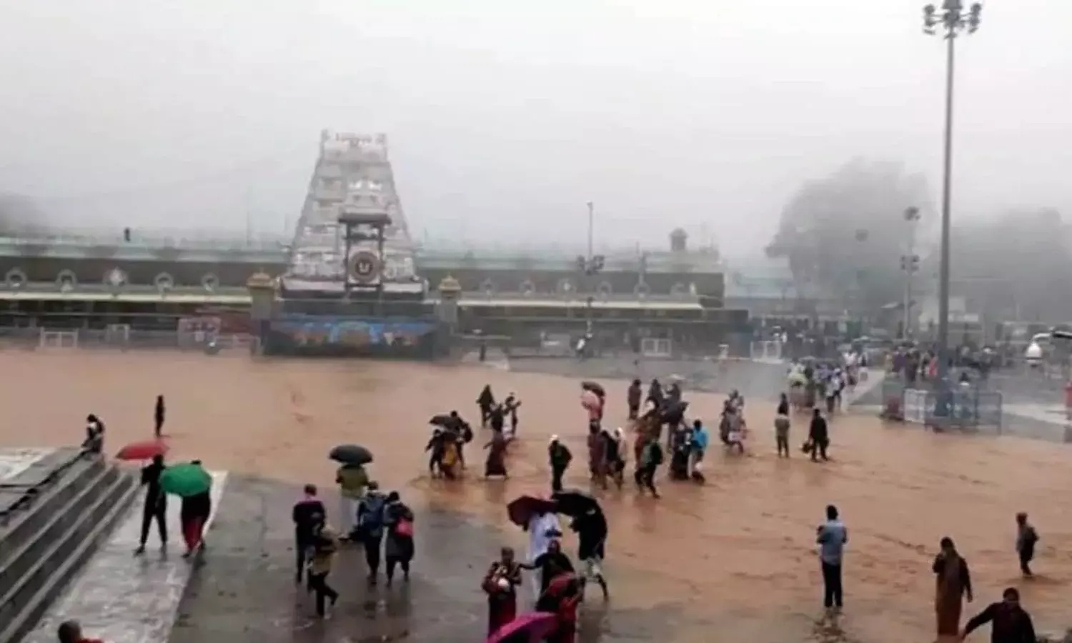 Tirupati rains: TTD stalls entry of pilgrims; three temple pillars affected