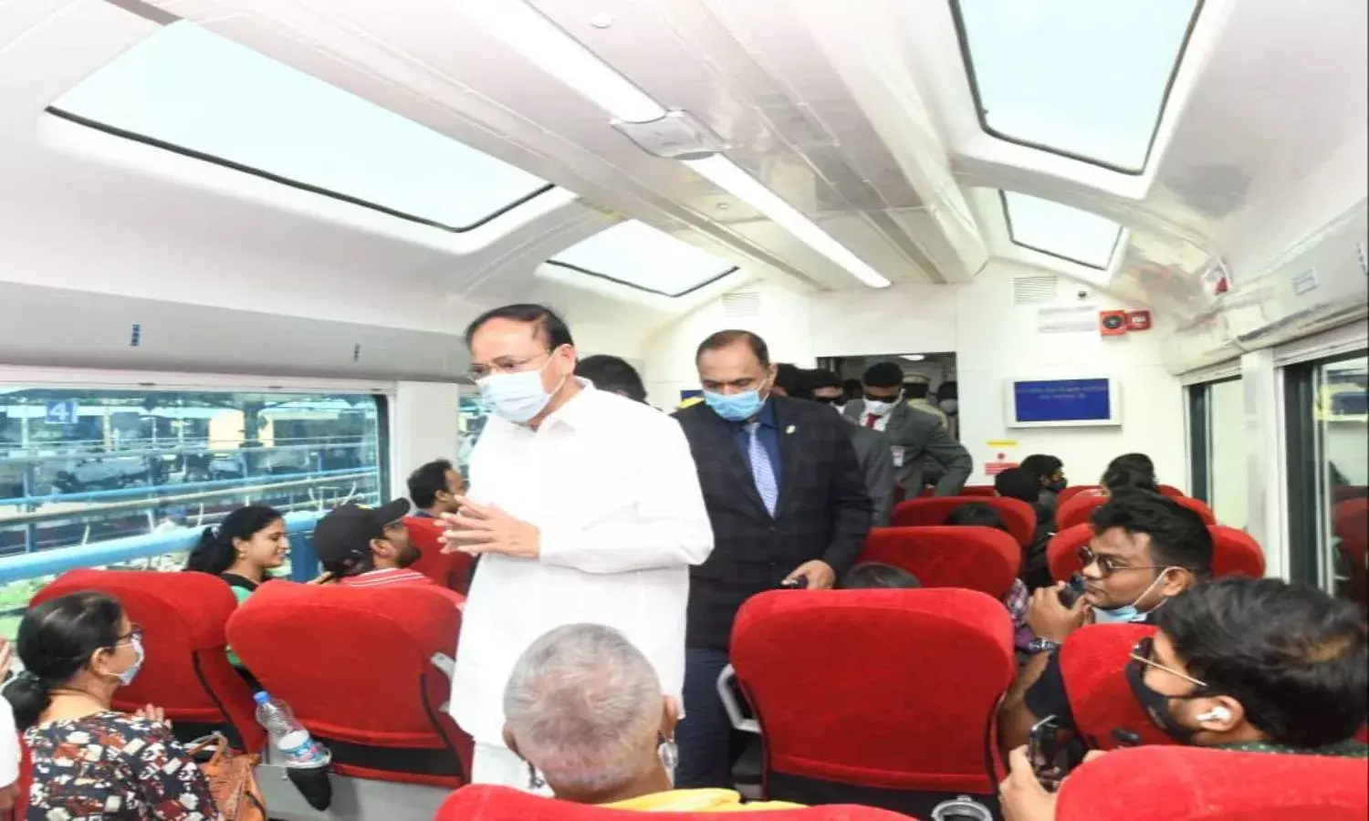 Vice-President Naidu praises Indian Railways for helping tackle COVID-19 pandemic