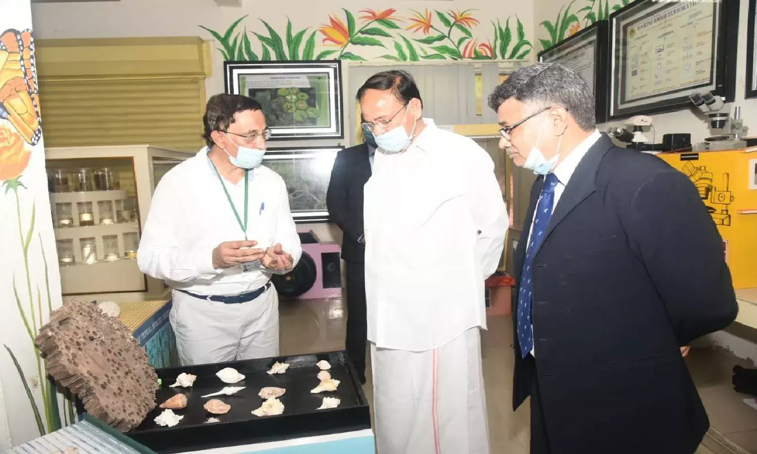 Venkaiah Naidu inaugurates Marine Interpretation Unit  in Vizag, urges people to adopt sustainable lifestyles