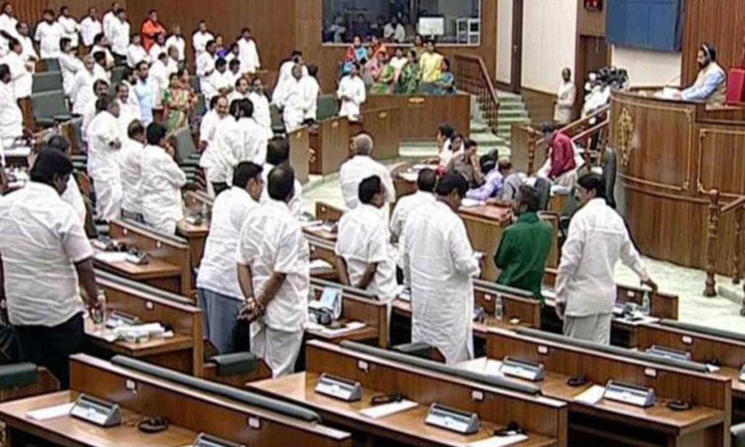 AP Assembly takes Uturn, passes new resolution to continue Legislative Council
