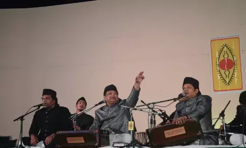 `Sabse pehle hum insaan hain: `Warsi Brothers spread love, harmony at UoH function