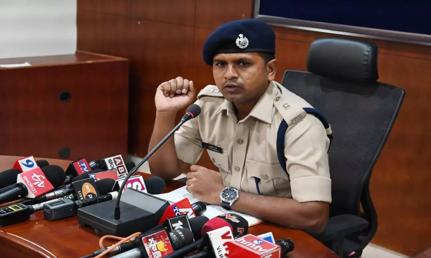 Ganja trade through Amazon: Five more arrested in Vizag; 48 kg dry ganja seized